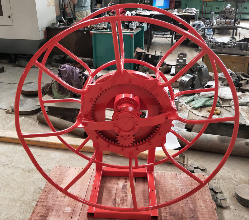 High pressure tube hydraulic reeling machine